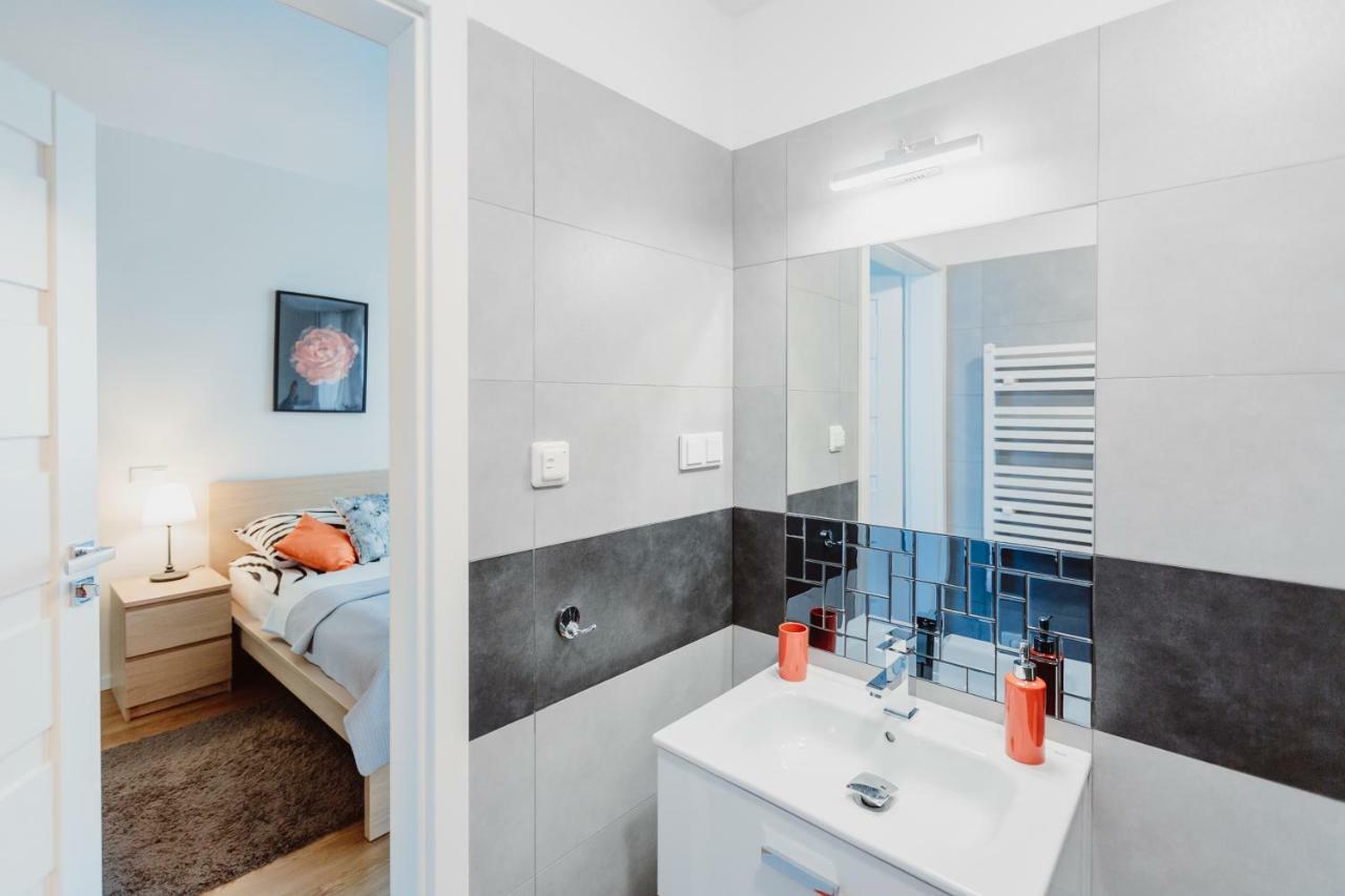 Garden Apartment คราคูฟ ภายนอก รูปภาพ